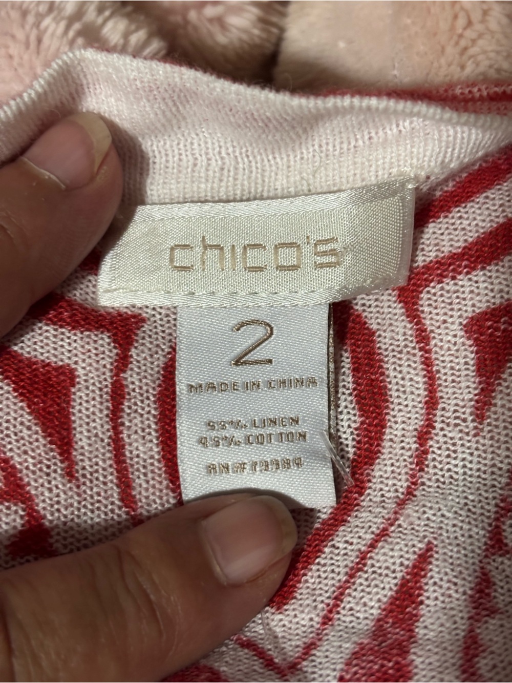 : Chico’s Dazzling Paisley Sweater Cardigan Red White Open Front Size 2 large - Picture 9 of 11